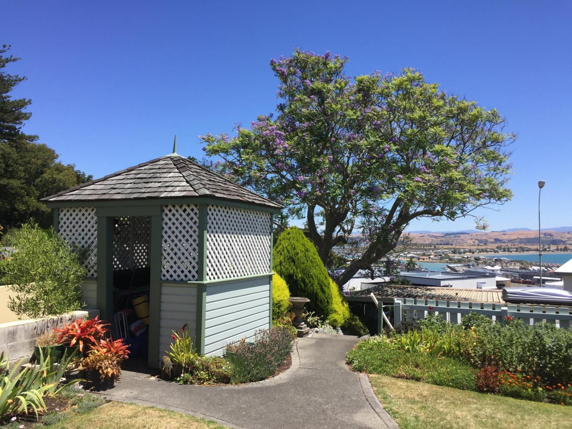 Jacaranda Lodge - Napier Hill Holiday Home Exterior photo